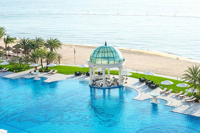 리조트 메인 수영장 / 사진=쉐라톤 푸꾸옥 롱비치 리조트