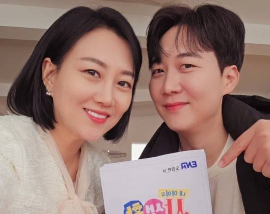 장윤정·도경완 부부, 120억 펜트하우스 공개…“금고가 한국은행 수준”