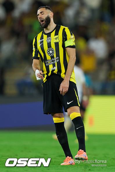 “결장은 신호였다”… 재계약 교착 속 균열 드러난 알이티하드-벤제마 갈등