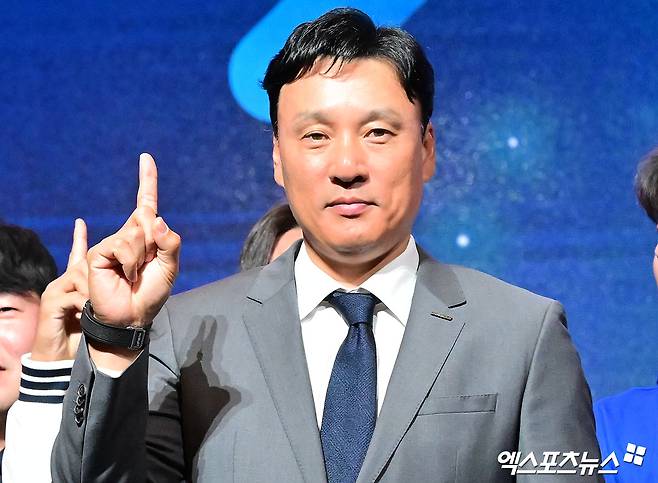 이승엽 전 두산 베어스 감독이 2026시즌 일본프로야구(NPB) 요미우리 자이언츠 1군 타격코치로 활동한다. 사진 엑스포츠뉴스 DB