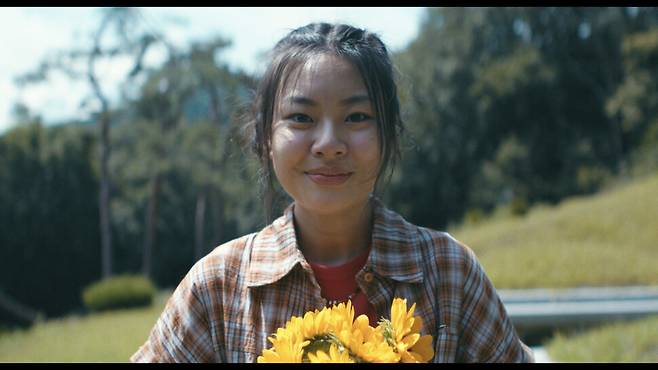 (도비라) 윤가은 감독의 ‘만감이 교차한다’에 드러나는 만감이 교차하는 영화 만드는 일의 어려움. CJ ENM 제공
