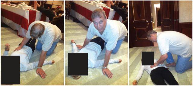 미국 법무부가 지난달 30일 공개한 제프리 엡스타인 추가 문건에는 앤드루 전 왕자가 실내 바닥에 누워 있는 한 여성과 함께 찍은 사진 여러 장이 포함됐다. AP=연합뉴스