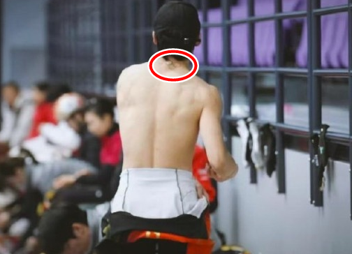 ▲ 중국 쇼트트랙 대표팀 명단에 이름을 올린 린샤오쥔은 한국을 떠나 귀화를 선택한 지 5년 만에 꿈에 그리던 올림픽 은반 위에 다시 서게 됐다. 평창 올림픽에서 태극기를 휘날리며 1500m 금메달과 500m 동메달을 따내며 세계 최정상급 기량을 과시한 이후 무려 8년 만의 올림픽 복귀전이다. ⓒ 중화망 