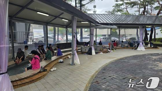 엄사 족욕장 (계룡시 제공.재판매 및 DB금지)/뉴스1