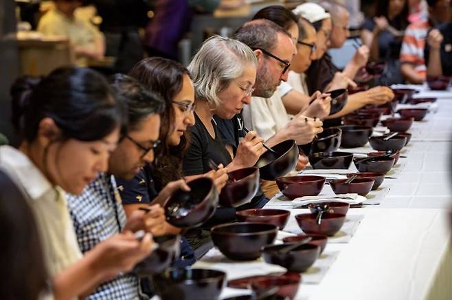 2022년 뉴욕 링컨센터에서 진행한 음식명상 프로그램 현장. 사진 한국불교문화사업단