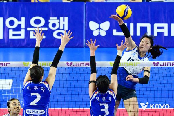 정지윤의 부상 이탈 속 수원 현대건설의 플랜B 가동이 본격화됐다. KOVO 제공