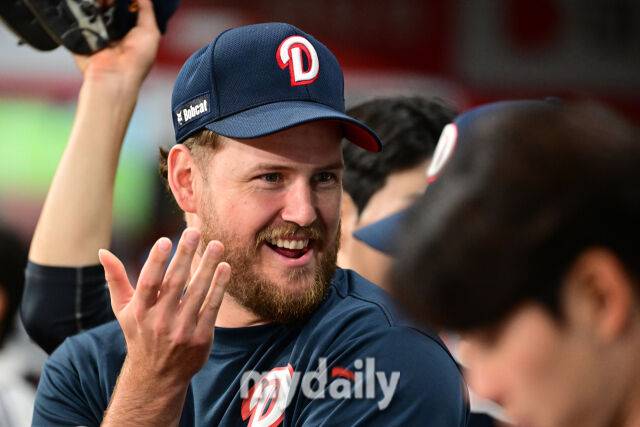 두산 콜 어빈./마이데일리