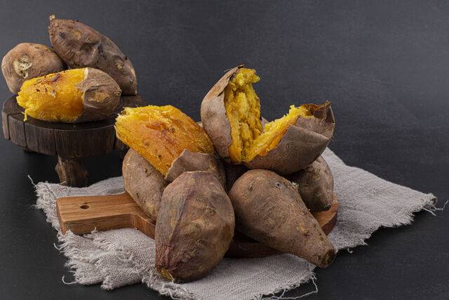 고구마는 식이섬유가 풍부한 식품 중 하나다. 클립아트코리아