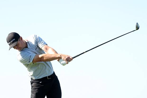 최종 라운드 4번 홀에서 티샷 하는 저스틴 로즈. AFP연합뉴스