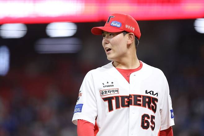 ▲ 더 커진 기대치를 채우겠다는 각오로 성실하게 2026년 시즌을 준비하고 있는 성영탁 ⓒKIA타이거즈