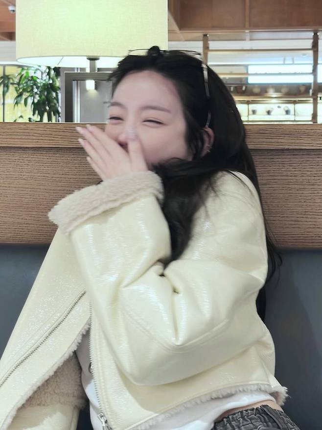 사진 = 이유비 인스타그램