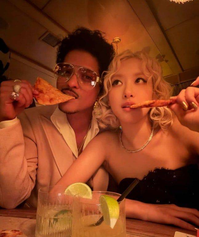 로제, 브루노마스. 인스타그램 캡처