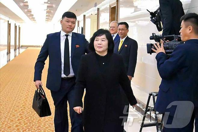 (평양 노동신문=뉴스1) = 북한 노동당 기관지 노동신문은 27일 "러시아 연방 외무성과 벨라루스 공화국 외무성의 초청에 따라 조선민주주의인민공화국 외무상 최선희 동지가 러시아 연방과 벨라루스 공화국을 방문한다＂고 보도했다. [국내에서만 사용가능. 재배포 금지. DB 금지. For Use Only in the Republic of Korea. Redistribution Prohibited] rodongphoto@news1.kr