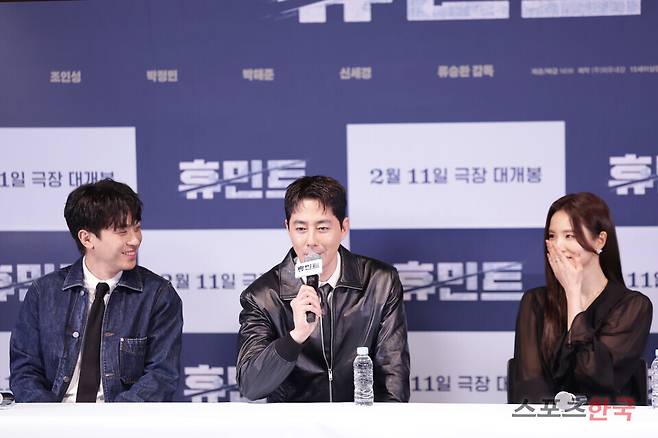 영화 '휴민트'(류승완 감독) 언론 배급 시사회에 참석한 배우 박정민, 조인성, 신세경. 2026.2.4 ⓒ이혜영 기자 lhy@hankooki.com