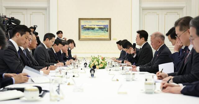 이재명 대통령이 4일 청와대에서 열린 ‘청년일자리와 지방투자 확대를 위한 기업간담회\'에서 발언하고 있다. 연합뉴스