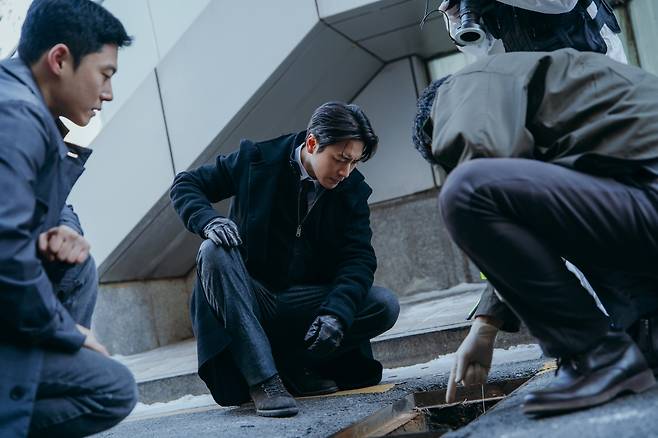 넷플릭스 '레이디 두아' 이준혁 스틸