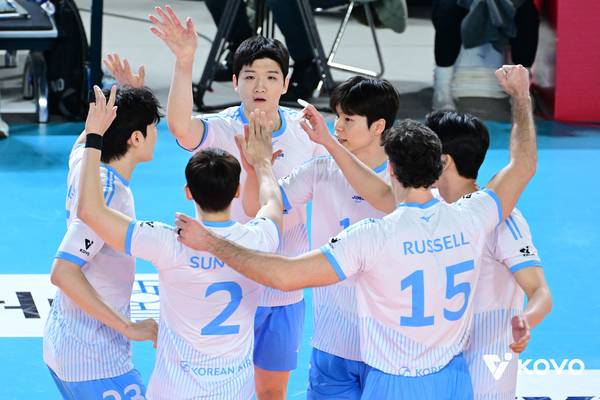 지난 3일 삼성화재전에서 승리한 인천 대한항공 점보스. /KOVO 제공