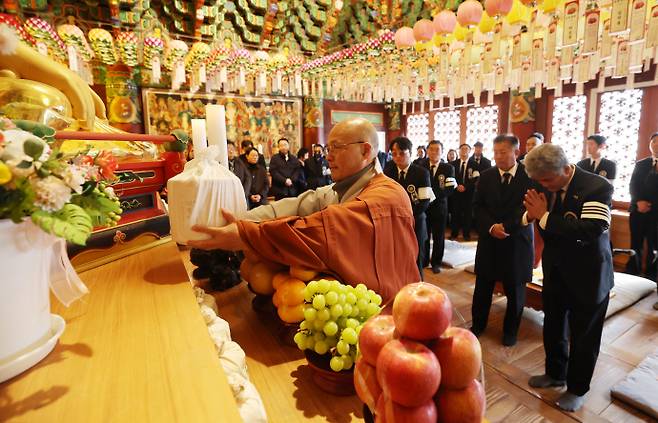 고(故) 정창선 중흥그룹 회장 봉안식5일 전남 화순군 개천사에서 고(故) 정창선 중흥그룹 회장의 봉안식이 열리고 있다. 화순/임문철 기자 35mm@namdonews.com