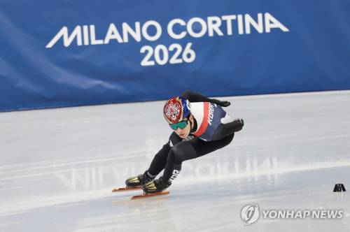◇2026 밀라노-코르티나담페초 동계올림픽 개막을 이틀 앞둔 5일(한국시간) 밀라노 아이스스케이팅 아레나에서 한국 쇼트트랙 황대헌이 훈련을 하고 있다. 사진=연합뉴스