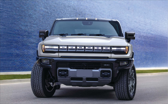 한국GM은 픽업·SUV 전문 브랜드 GMC를 전면에 내세운다. 대표 모델은 허머 EV다. (GM 제공)