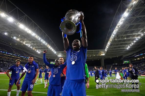 '中 초대형 이적 성사!' UCL+프리미어리그 우승자, 최강희 감독 품 안긴다...