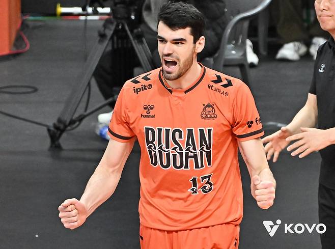 득점 후 환호하는 OK저축은행의 디미트로프  [한국배구연맹 제공. 재판매 및 DB 금지]