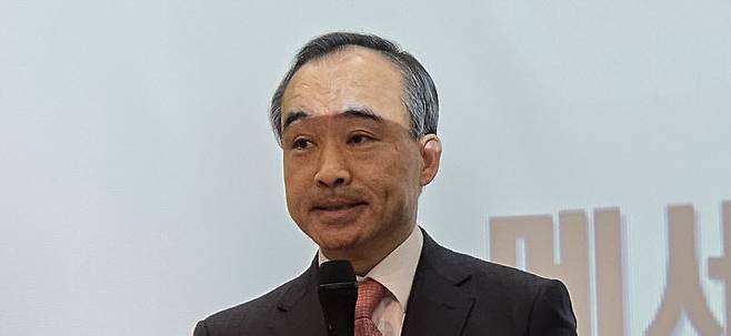 일산 제자성광교회 박한수 목사가 발표하고 있다.