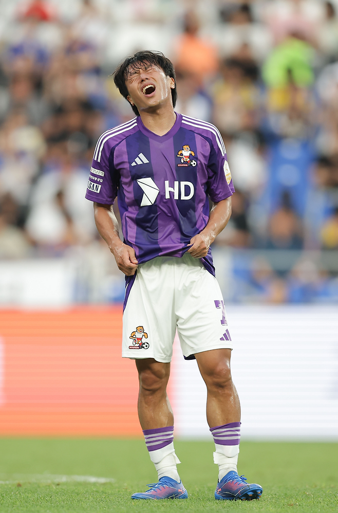 지난해 9월 둘째 아이 출산 과정서 울산 고위 관계자로부터 비인격적 모욕을 당하고, 구단으로부터 보호받지 못한 고승범에 대해 스포츠윤리센터가 조사에 착수한 것으로 알려졌다. 사진제공|한국프로축구연맹