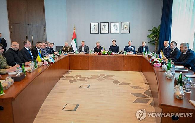 미·러·우크라 종전 3자 협상 [AFP 연합뉴스 자료사진. 재배포 및 DB 금지]