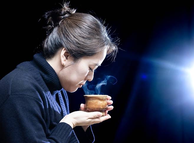 Yun Na-ra, a contestant from season two of Netflix's "Culinary Class Wars" (2024-), poses during an interview with the JoongAng Ilbo at her restaurant Yunjudang in Yongsan District, central Seoul, on Jan. 22. [KWEN HYEK-JAE]
