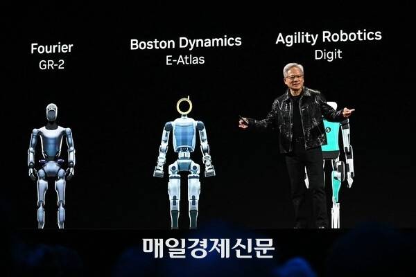 젠슨 황 엔비디아 CEO가 지난해 CES에 참가해 로봇 관련 비전을 발표하고 있다. AFP연합뉴스, 매경DB