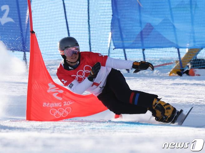 스노보드 이상호의 평행대회전 경기 모습. News1 DB ⓒ 뉴스1 박지혜 기자