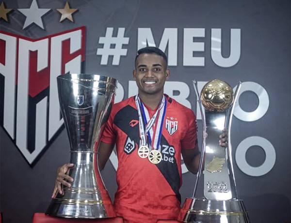 출처=아일톤 SNS 캡쳐