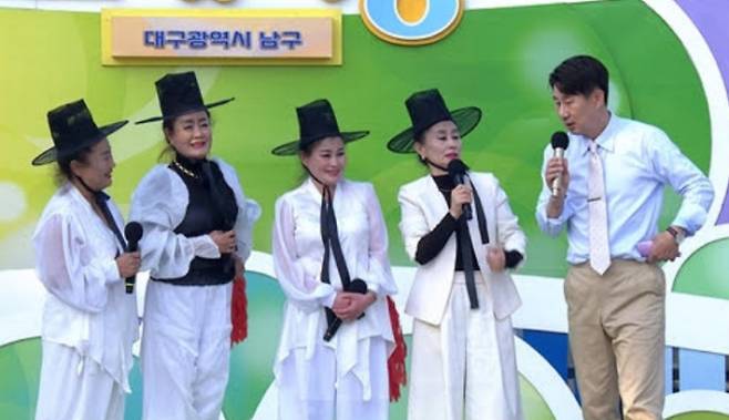 ‘전국노래자랑’ 트윈걸스