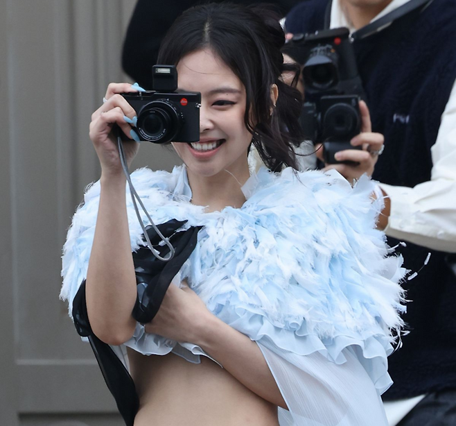 [제니 인스타 캡처]