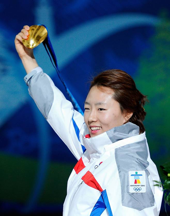 2010 벤쿠버 동계올림픽 여자 스피드스케이팅 500m 대회에서 금메달을 따낸 이상화 선수의 모습. [게티이미지]