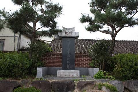 북한군의 기습으로 경찰 48명이 전사한 태안사 전투와 공비 1천500명이 곡성경찰서를 습격한 9월30일 사건의 희생자를 기리기 위해 세운 추모비. 전투 당시 아군 25명이 전사하고 적군 506명이 사살됐다./국가보훈처 제공