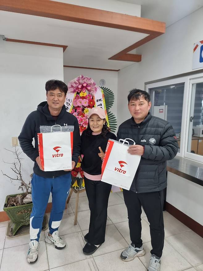 오상록 회장과 김민수 사무국장