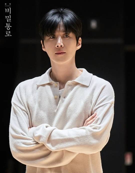 사진=연극 ‘비밀통로: INTERVAL’