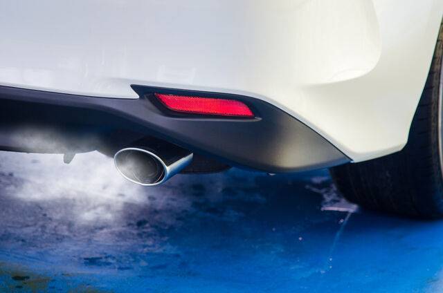 배출가스 5등급 차량에 대한 조기 폐차 지원이 올해를 마지막으로 종료된다. 클립아트코리아