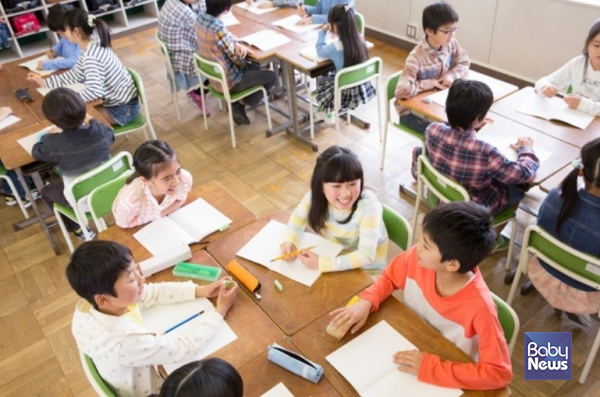 초등학교 입학생은 4~6세에 실시하는 추가접종 4종을 완료해야 된다. 해당 접종은 DTaP 5차, IPV 4차, MMR 2차, 일본뇌염 백신(불활성화 백신 4차 또는 약독화 생백신 2차)이다. ⓒ베이비뉴스