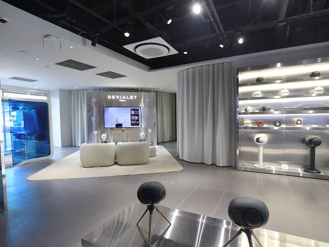 프랑스 하이엔드 오디오 브랜드 '드비알레(Devialet)'의 플래그십 스토어 롯데하이마트 제공