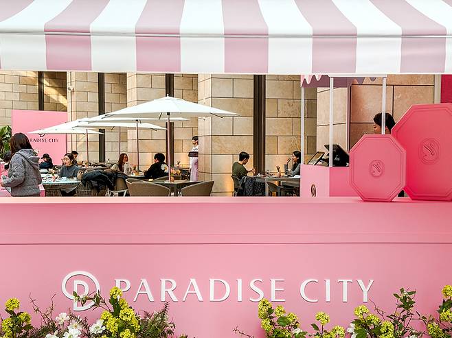 크리스털 딸기 뷔페 외관 / 사진=권효정 여행+ 기자