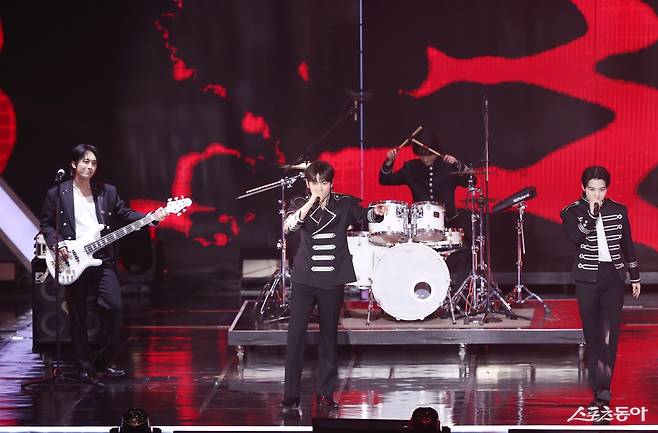 하이파이유니콘 공연. 대한민국 1등 스포츠신문 스포츠동아