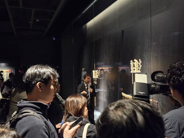 설 연휴에도 국립경주박물관에서 금관 특별전이 이어진다. 강시일 기자