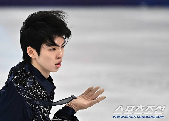 10일 이탈리아 밀라노 아이스스케이팅 아레나에서 피겨스케이팅 남자 싱글 쇼트프로그램 경기가 열렸다. 연기를 펼치고 있는 차준환. 밀라노(이탈리아)=송정헌 기자songs@sportschosun.com/2026.02.10/