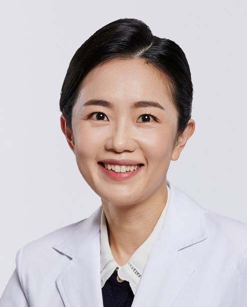 이지은 교수