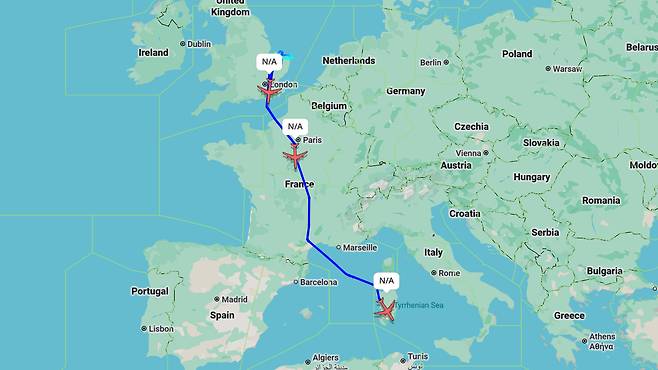 11일 오전 영국의 레이큰히스 공군기지를 떠난 미 F-35A 편대가 KC-135 공중급유기의 지원을 받으며 요르단의 무와파크 살티 공군기지로 이동하는 경로를 추적한 지도.