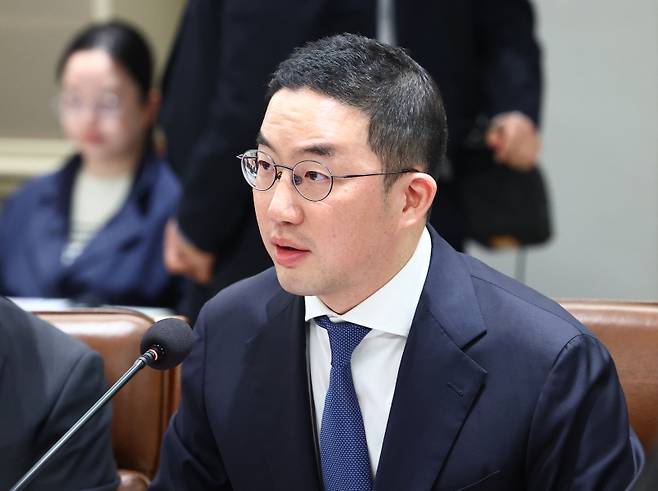 구광모 LG그룹 회장이 1월16일 용산 대통령실에서 열린 한미 관세협상 후속 민관 합동회의에서 발언하고 있다. 연합뉴스