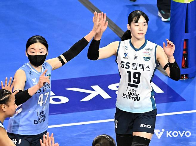 유서연은 리베로 한수진과 함께 훈련하는 것이 서로를 돕고 있다고 설명했다. 사진 제공= KOVO